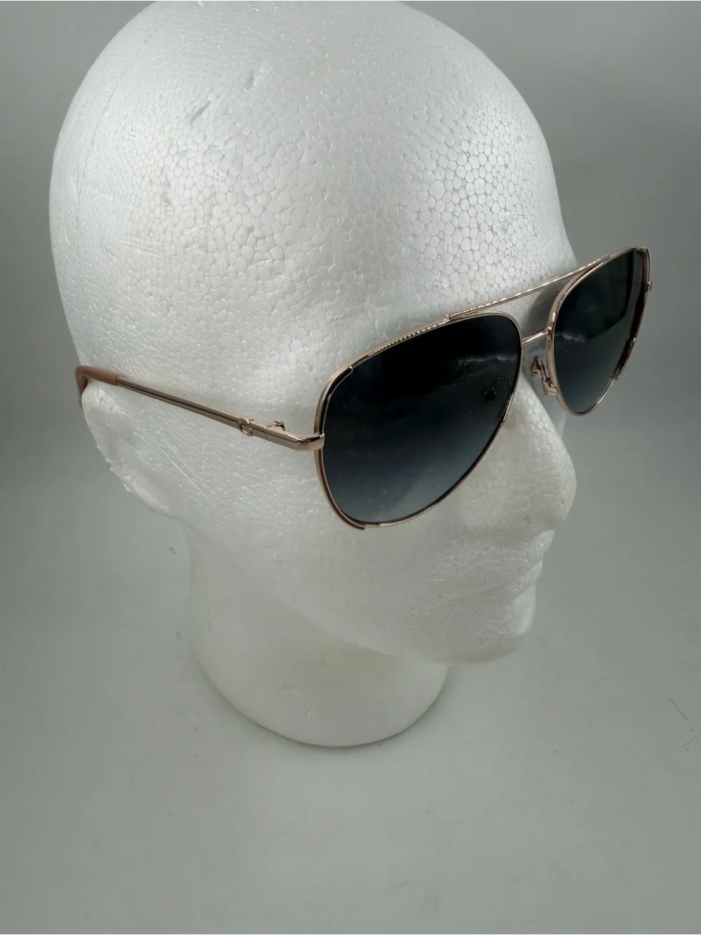 Guess Women’s GU00193 32B Gold Aviator Sunglasses Gradient Brown Lens 58-12 140